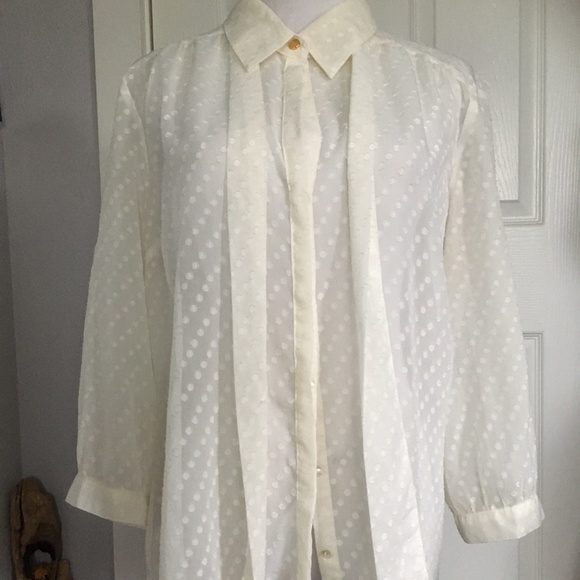 New York & Co Sheer White Button Down Blouse L - Picture 4 of 4